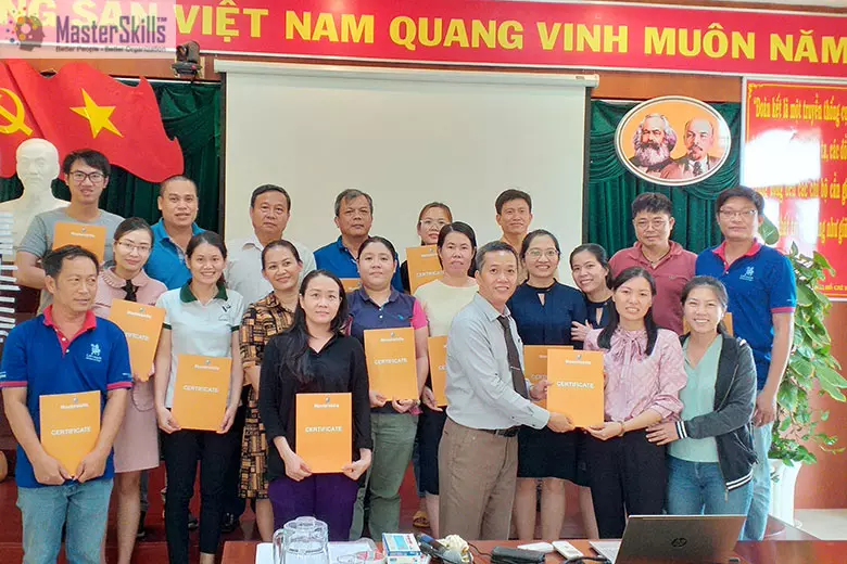 Kỹ Năng Viết Báo Cáo & Email - Công Ty Xi Măng Hà Tiên 1 – Tỉnh Long An